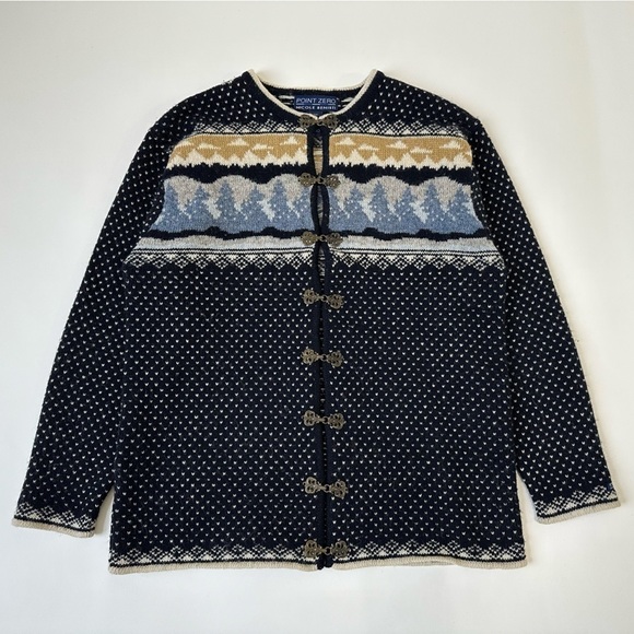 [SOLD] VINTAGE point zero 100% wool nordic fair isle navy blue grandma cardigan - Picture 4 of 11